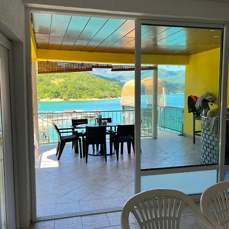 Apartamento Luka Mira *
