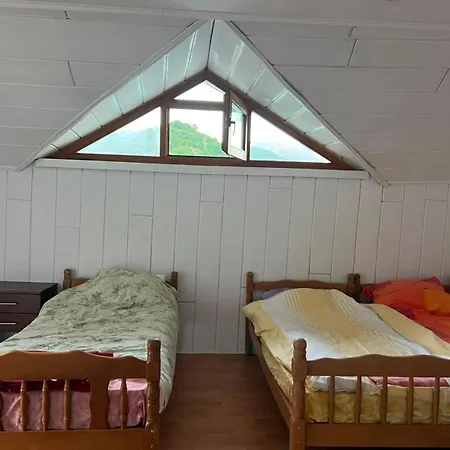 Luka Mira Apartamento