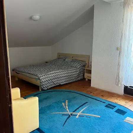 Luka Mira Apartamento Ostrozac (Jablanica)